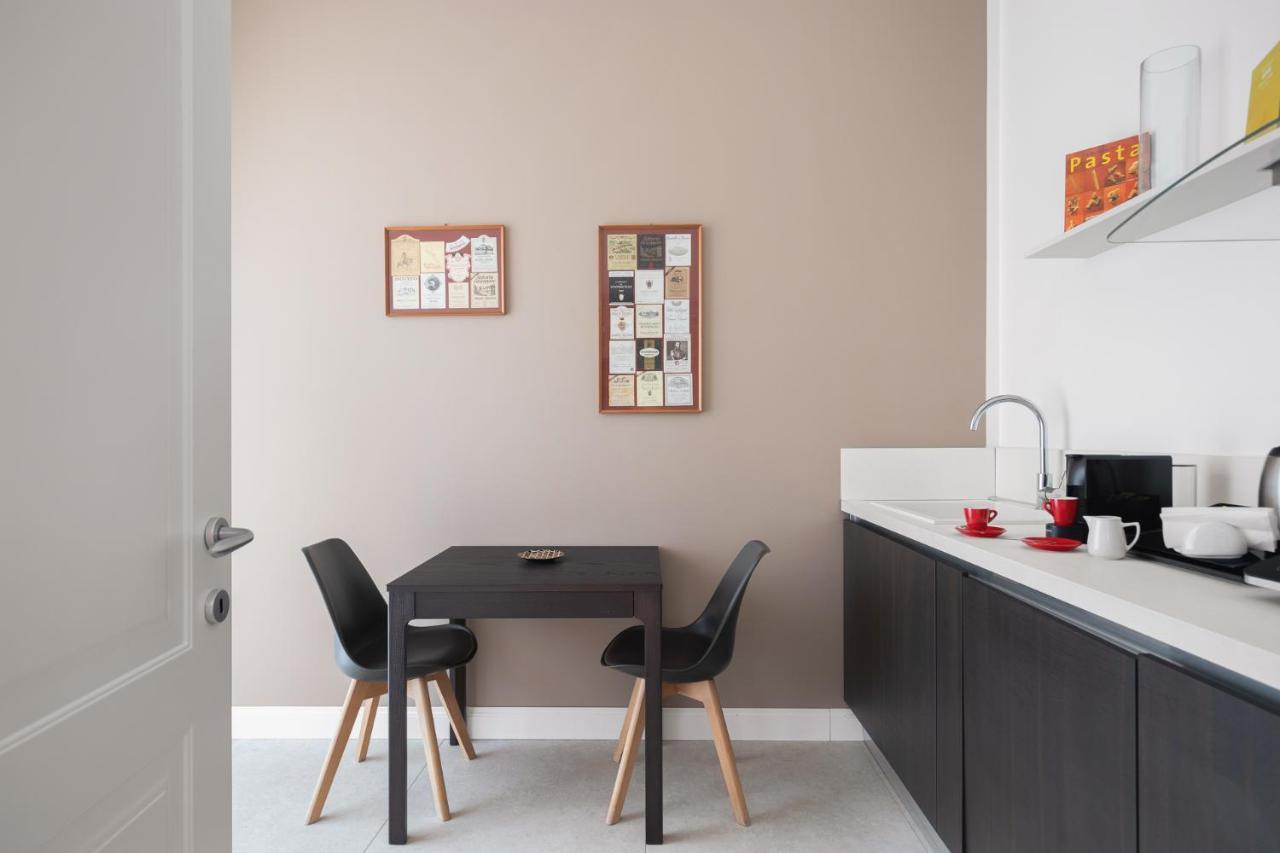 Palazzo Sovrana Serviced Luxury Apartments 팔레르모 외부 사진