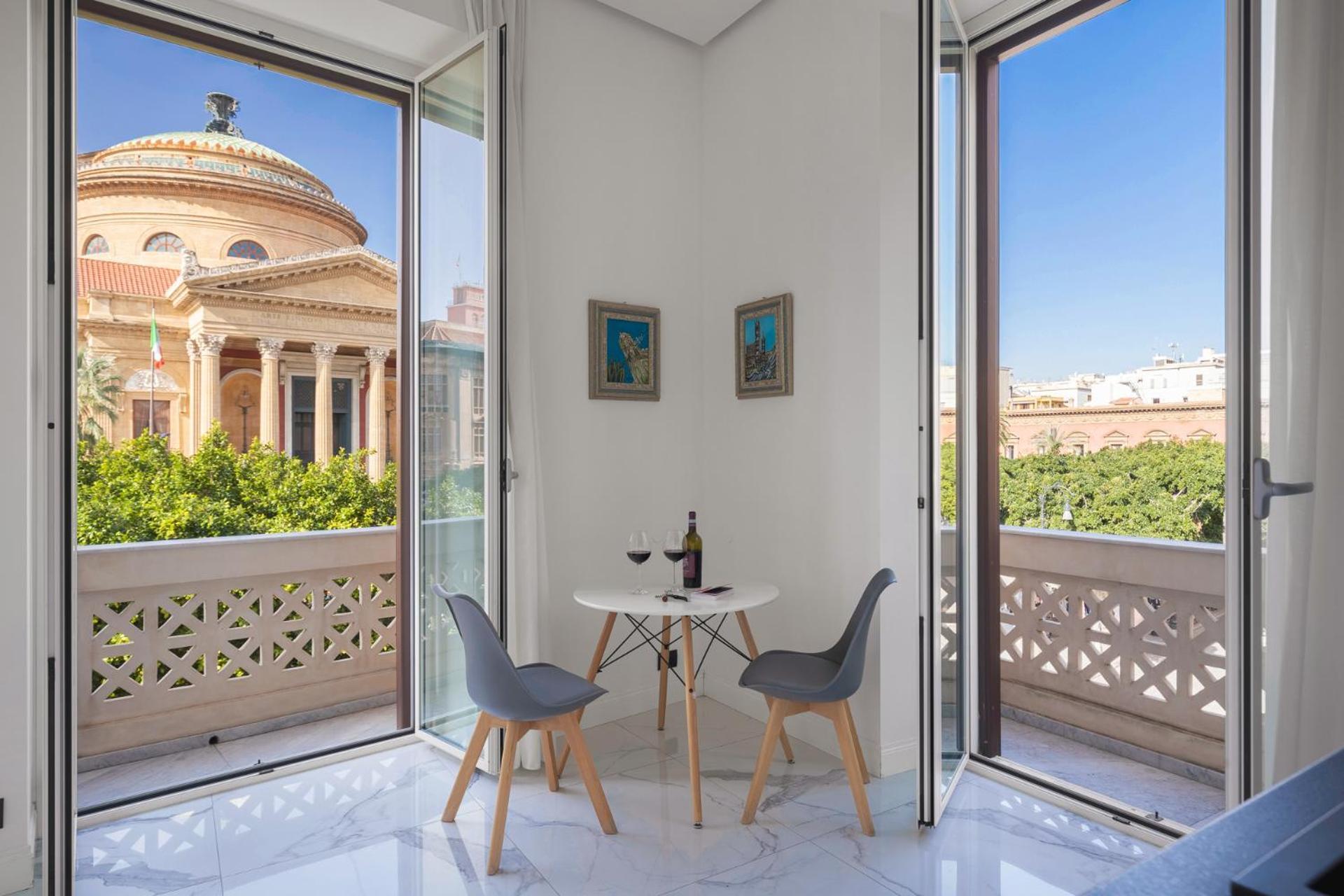 Palazzo Sovrana Serviced Luxury Apartments 팔레르모 외부 사진