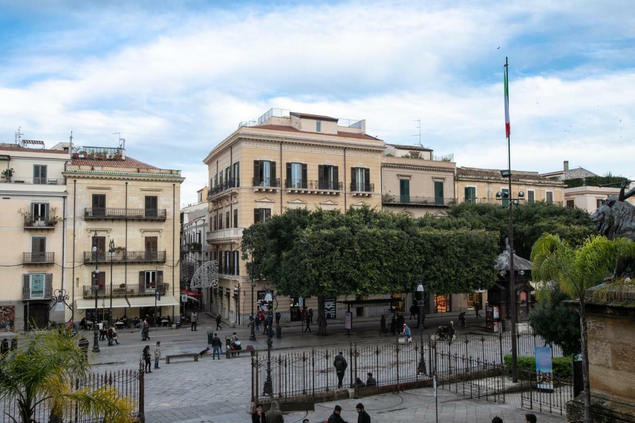 Palazzo Sovrana Serviced Luxury Apartments 팔레르모 외부 사진